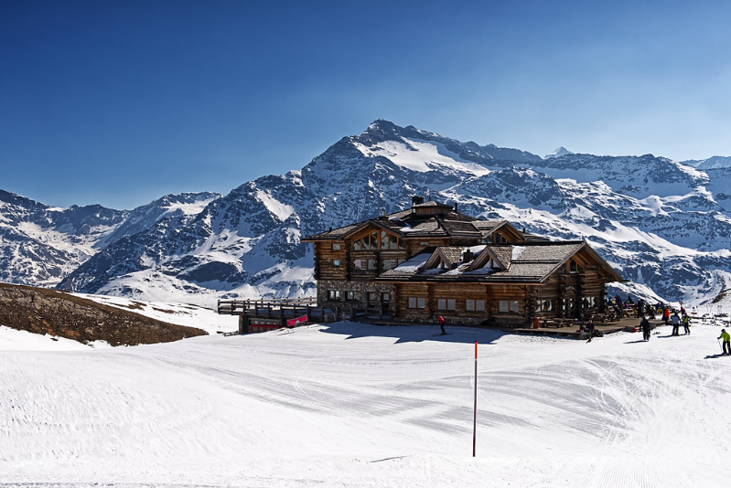 ski,ice,italian alps,valfurva