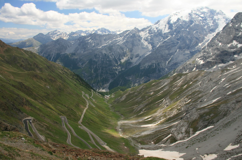 Stelvio Pass hiking trails in summer